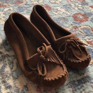 Minnetonka Shoes - Minnetonka Moccasins! Minnetonka Shoes - Minnetonka Moccasins!
